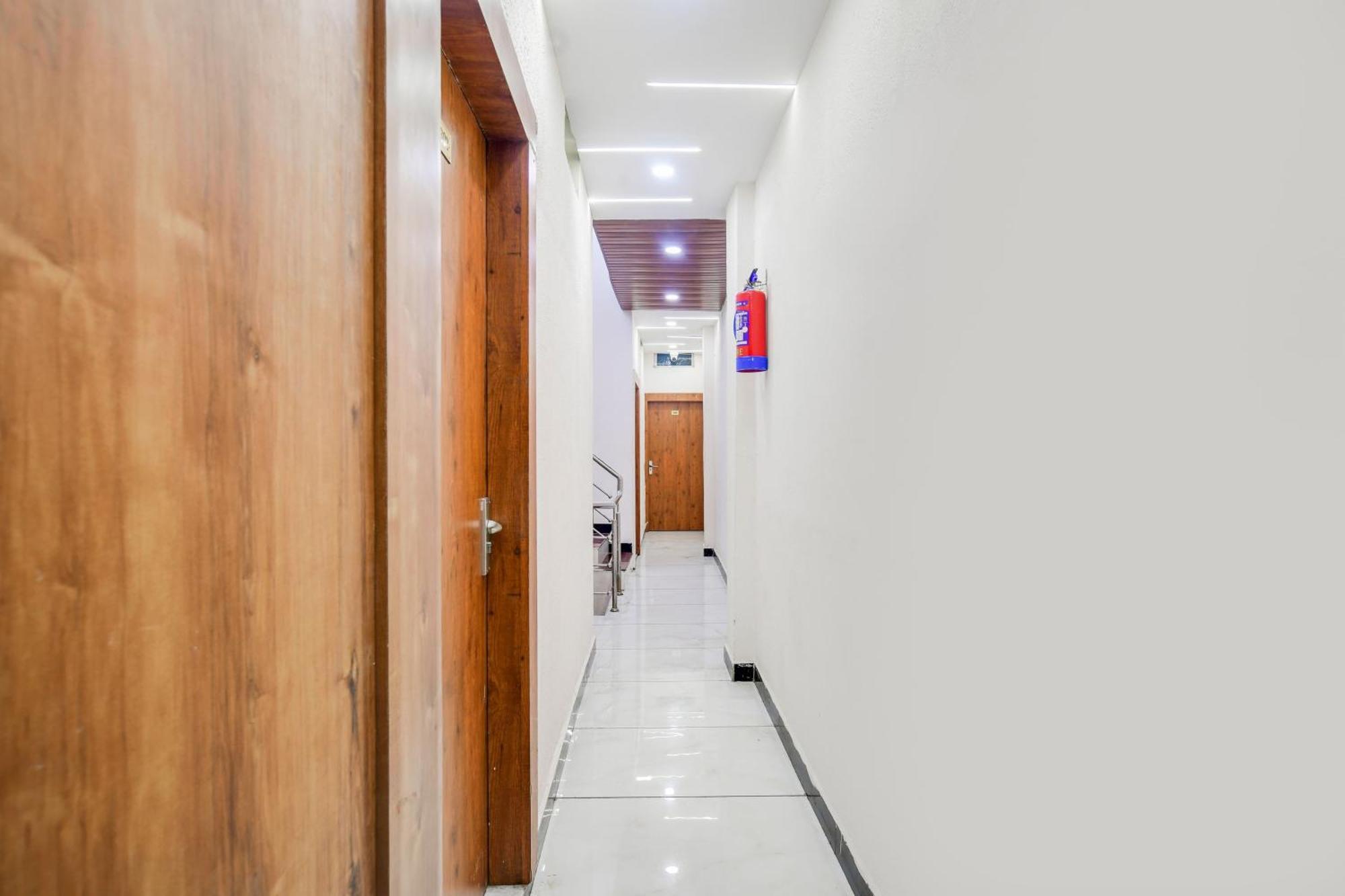 Hotel O Ujjain Near Hari Fatak Exterior photo
